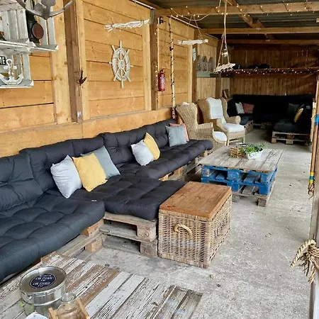 Tiny House Werse Im Pier9 Tiny House