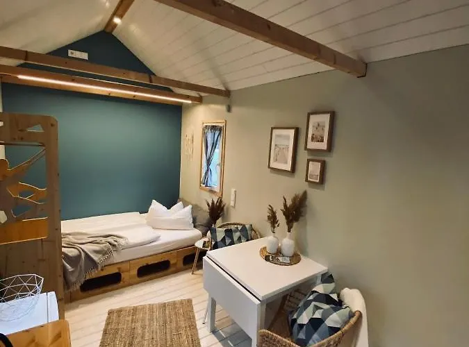 Tiny House Werse Im Pier9 Tiny House 3*