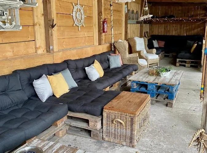 Tiny House Werse Im Pier9 Tiny House